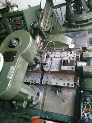 博惠(二手臺灣)螺絲機械